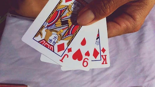 Gem Win – Bày cách chơi bài cào 3 lá hot hit của năm 2023